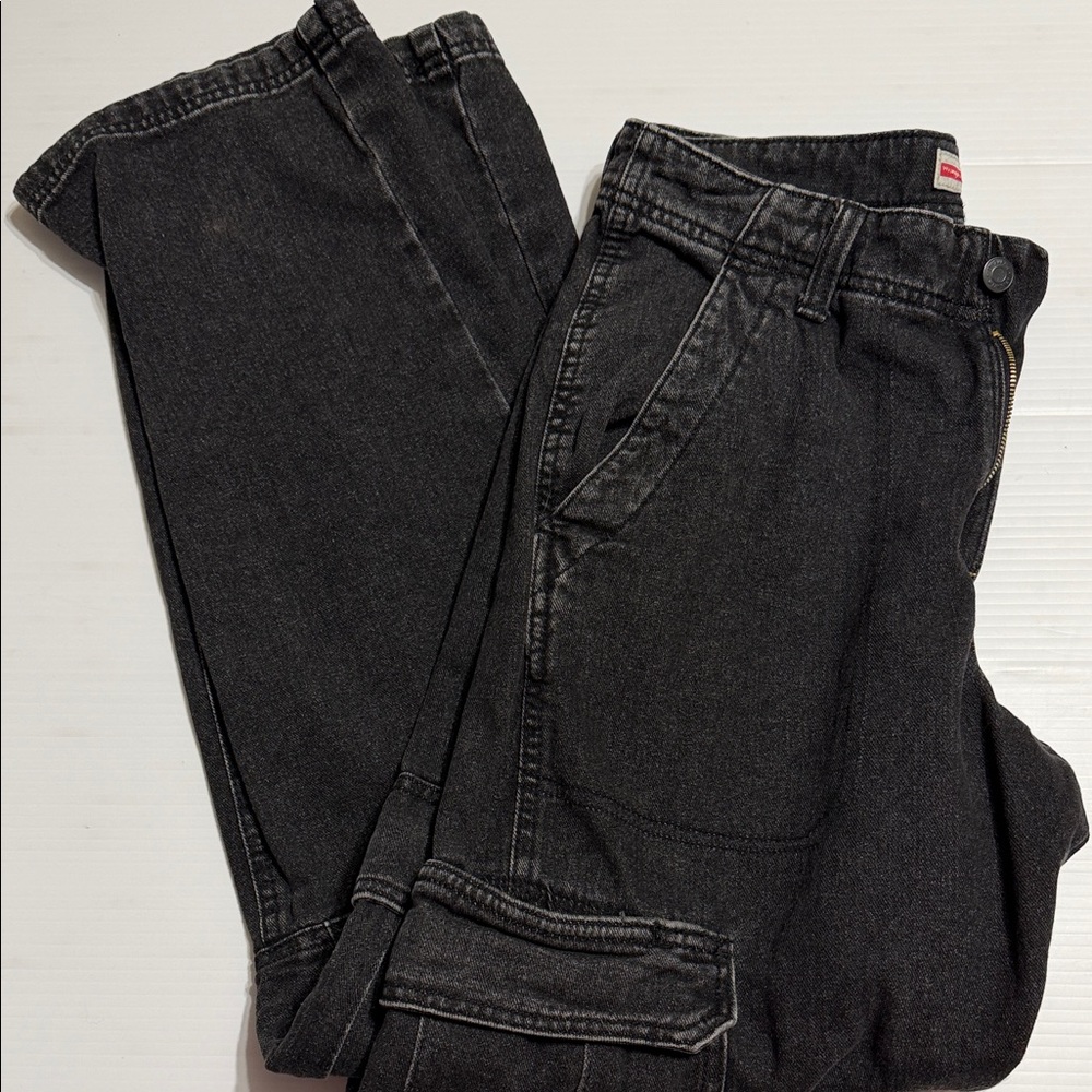 Wrangler black wash cargo jeans relaxed fit